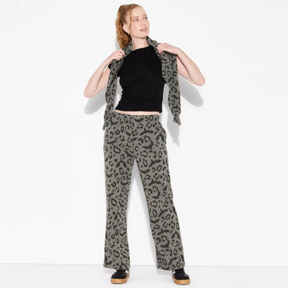 Leopard bat set